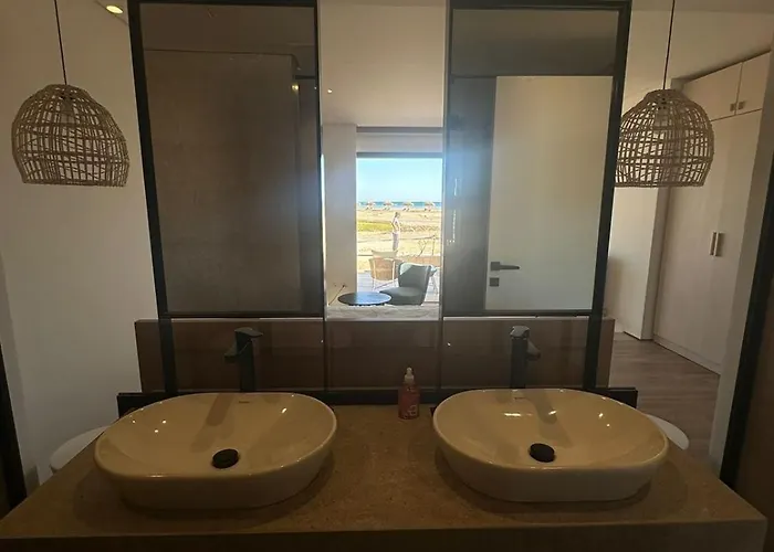 Barefoot Beachfront With Open Seaview,mesca