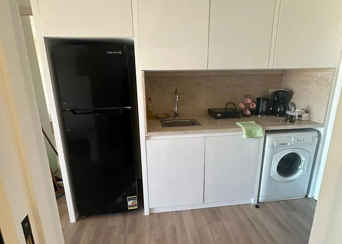 Apartment Barefoot Beachfront With Open Seaview,mesca *